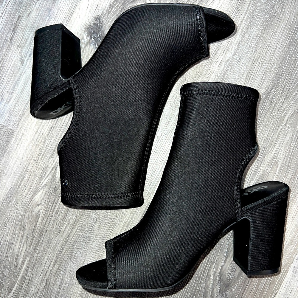 DKNY peep toe booty